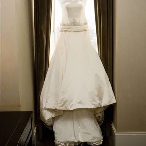 Priscilla of Boston’s wedding dress